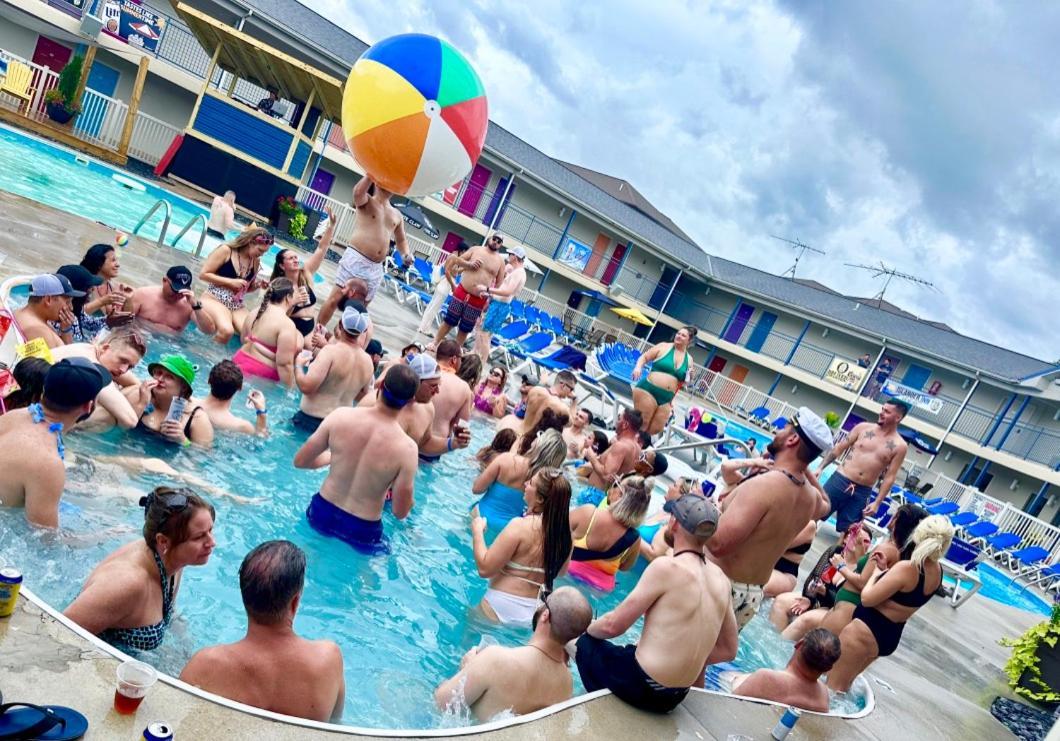 Islander Inn Put-in-Bay Dış mekan fotoğraf