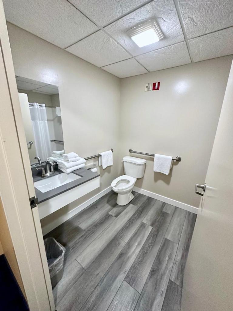 Islander Inn Put-in-Bay Dış mekan fotoğraf