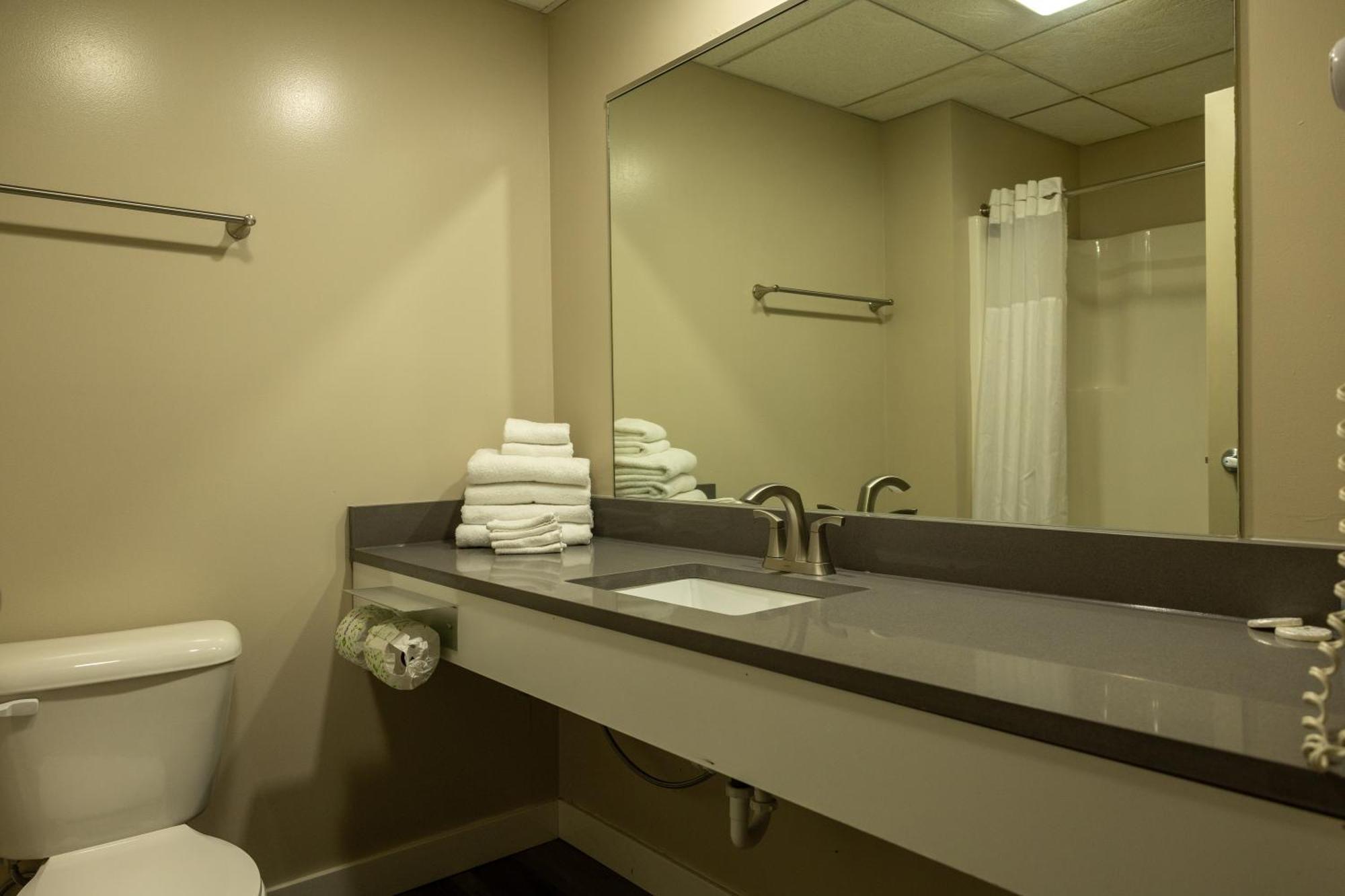 Islander Inn Put-in-Bay Dış mekan fotoğraf